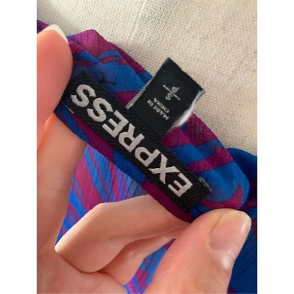 Express dress flowy size s pink and purple - Picture 4 of 5